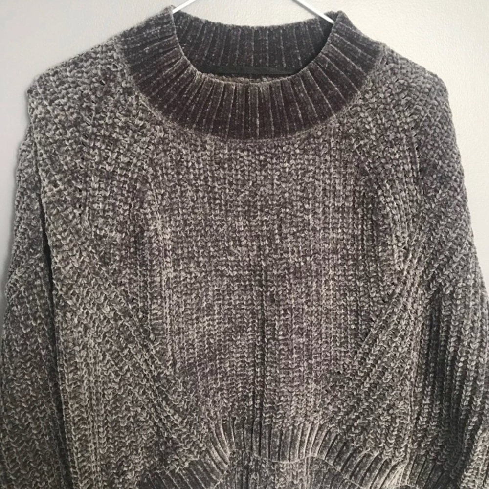 Rue21 Sweater - Picture 2 of 4